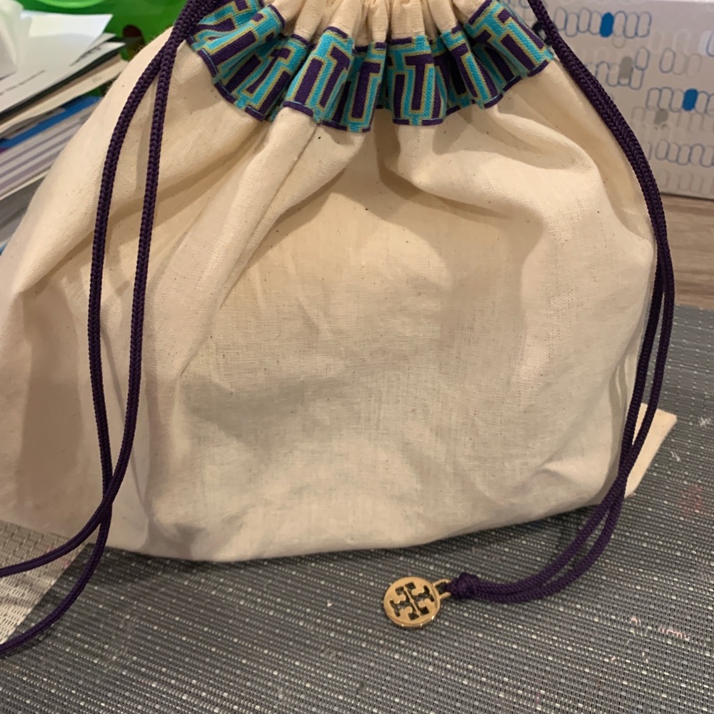 Cute Tory Burch Crossbody - Picture 9 of 13